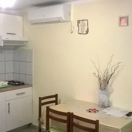 Апартаменти Rose