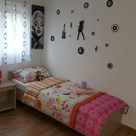 Apartment Rose Pula