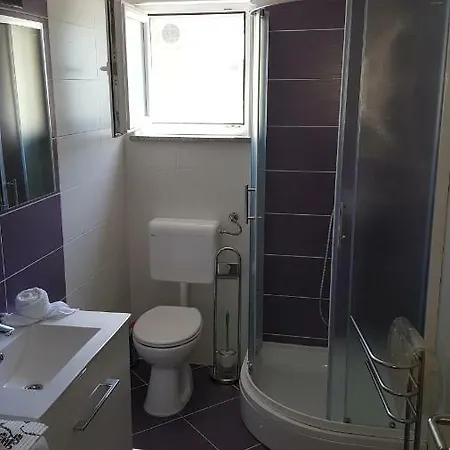 Rose Apartment